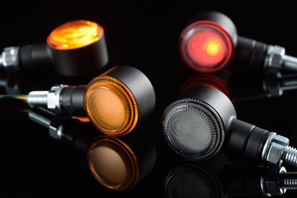 "D-LIGHT SOL-W" LED Blinker Paar integr. Rücklicht Bremslicht schwarz smoke