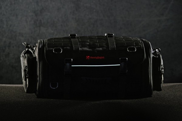 HenlyBegins seatbag 33-42 liter black DH-718