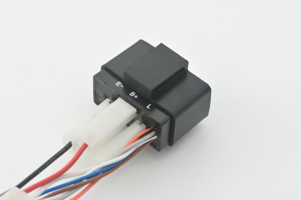 IC flasher relay f. LED & bulb 12V with position and hazard function