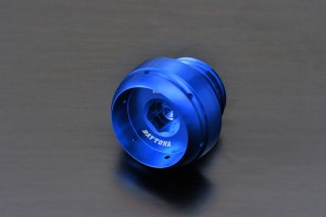"BULLET" Öleinfülldeckel M20 x P2.5 blau 2
