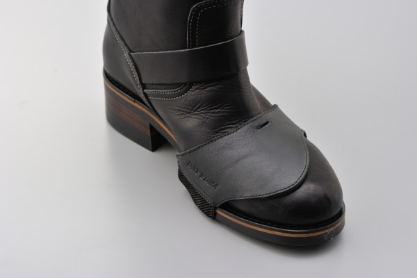 Shift guard black size large