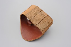 Shift guard brown size small 2