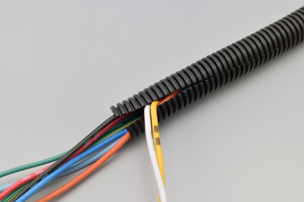 Wire tube, inner dia. 10mm 2 meter, with slit