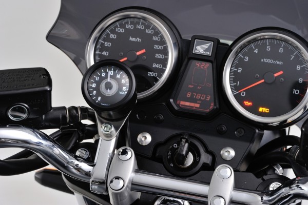 "VELONA48" Voltmeter analog