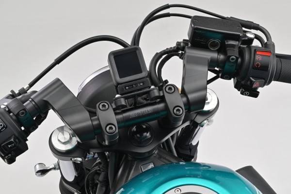 "CUBE" digital LCD Speedometer + Tachometer