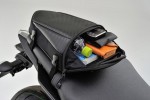 HenlyBegins seatbag 4 liter carbon black DH-708