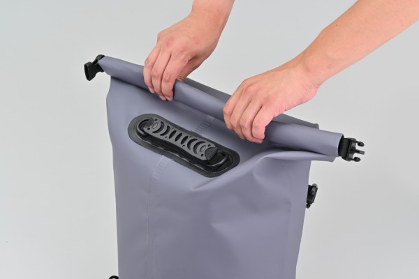 HenlyBegins Satteltasche Rucksack 30 Liter grau...