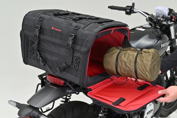 Inflatable mat 53x183x5cm with detachable cushion