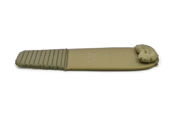 Inflatable mat 53x183x5cm with detachable cushion
