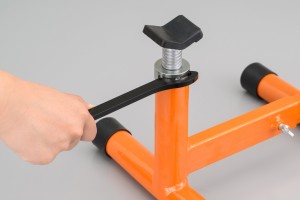 Adjustable lift stand 2