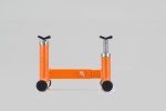 Adjustable lift stand