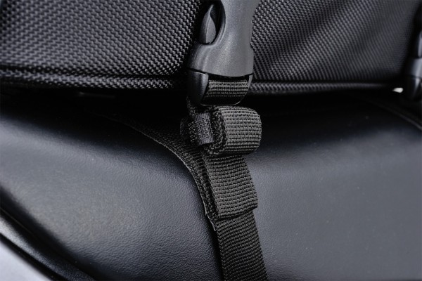 HenlyBegins seatbag 7-12 liter black DH-722/A4