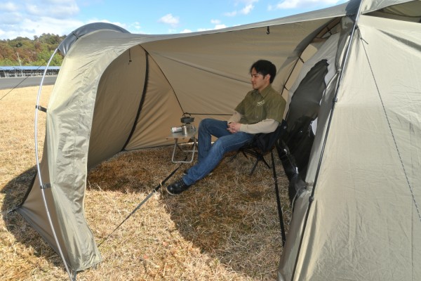 Camping Zelt "Maehiro Dome E" 370x230x140cm