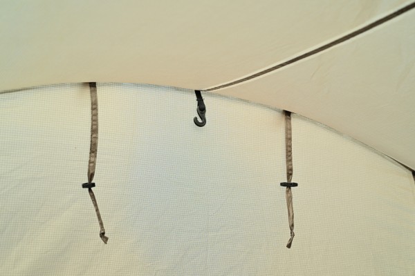 Camping Zelt "Maehiro Dome E" 370x230x140cm