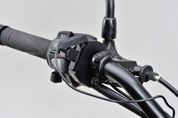 Stromversorgung USB SLIM 1x USB f. Motorrad Lenker