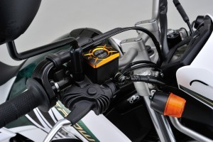 Deckel Bremspumpe für HONDA (B) 2-farbig eloxiert gold schwarz 2