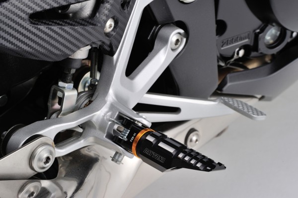 Aluminium Fußrasten Fahrer 2-farbig eloxiert f. HONDA + SUZUKI