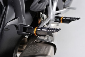 Aluminium Fußrasten Beifahrer 2-farbig eloxiert f. SUZUKI 2