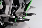 Step for passenger aluminium dual-anodized f. KAWASAKI Type 1 Step for passenger aluminium dual-anodized f. KAWASAKI Type 1